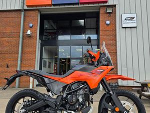 KTM 390 ADVENTURE X 390 CC