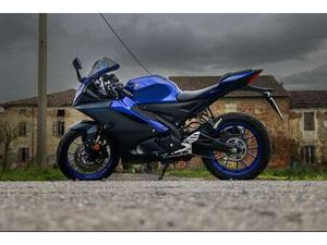YAMAHA YZF-R125 ABS