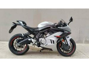 VENDO CFMOTO 675SR-R (2025) USATA A BASTIA UMBRA (CODICE 9859295) - MOTO.IT