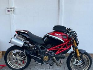 DUCATI DUCATI MONSTER 1100 S