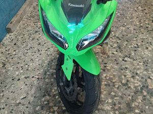 KAWASAKI NINJA 300 EX VERDE