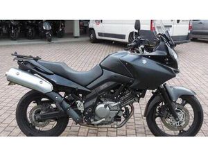 VENDO SUZUKI V-STROM 650DL (2004 - 06) USATA A CAREMA (CODICE 9859155) - MOTO.IT