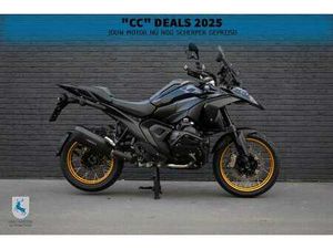 BMW R 1300 GS TRIPLE BLACK / SPAAKWIELEN GOUD / BTW ZWART