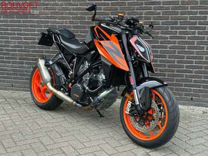 KTM 1290 SUPER DUKE R ORANJE