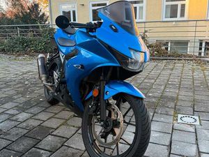 SUZUKI GSXR 125 ERSTZULASSUNG 2020