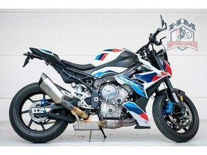 BMW M1000 R