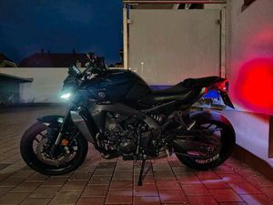 YAMAHA MT09 2024