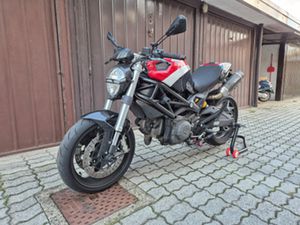 DUCATI MONSTER 696+ A2