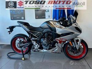 SUZUKI GSX-8R EVO AKRAPOVIC
