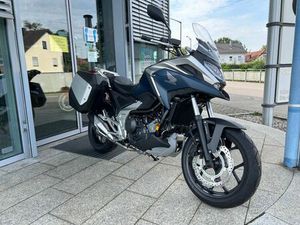 HONDA NC 750 X SCHALTER *MODELL 2024*