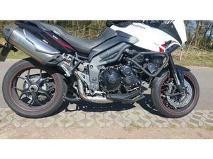 TRIUMPH TIGER SPORT 1050