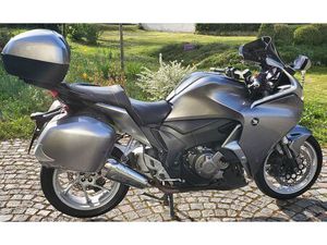 HONDA VFR1200FD DCT SC63