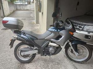 APRILIA PEGASO 650 IE