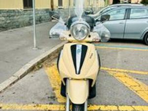 BEVERLY 250 TOURER - POCHI CHILOMETRI