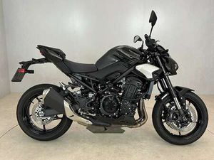 KAWASAKI Z 900 70KW ZWART