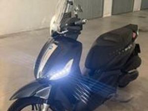 BEVERLY 350 ABS/ ASR COME NUOVO