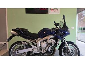 VENDO YAMAHA FZ6 FAZER (2004 - 07) USATA A BOLZANO/BOZEN (CODICE 9860686) - MOTO.IT