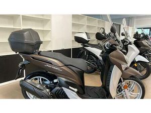 VENDO YAMAHA XENTER 125 (2017 - 20) USATA A PARMA (CODICE 9860255) - MOTO.IT