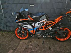 KTM RC 125 AKRAPOVIC MY EDITION