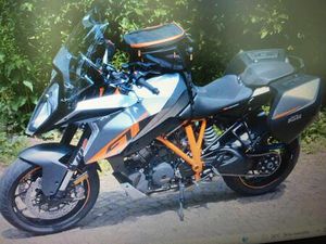 KTM 1290 SUPER DUKE GT