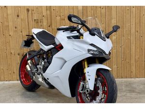 DUCATI SUPERSPORT 2017