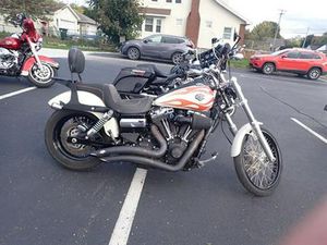 2014 HARLEY-DAVIDSON DYNA® WIDE GLIDE®