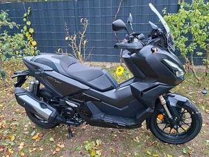 HONDA ADV 350 TOP ZUSTAND