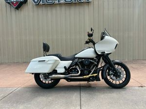 2018 HARLEY-DAVIDSON ROAD GLIDE® SPECIAL