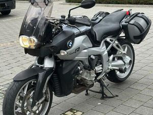 BMW K1200R – TOP GEPFLEGT, EHEMALIGER VORFÜHRWAGEN, FAHRSPAß PUR!