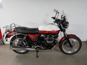 MOTO GUZZI V7 SPEZIAL