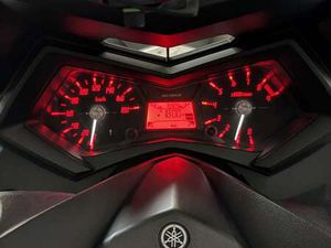 YAMAHA TMAX 530 PARABREZZA ORIGINALE + PARABREZZA SPORTIVO NERO