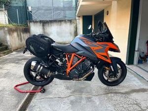 KTM SUPERDUKE 1290 GT
