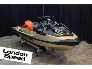 SEA-DOO RXT-X RS 325 (TECH PACKAGE) —MASSIVE £2200 SAVING AND 3 YR WARRANTY