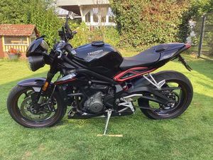 TRIUMPH STREET TRIPLE 765 R LOW