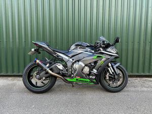 KAWASAKI ZX10R 2020 WINTER TEST EDITION 10K NEW METZLERS CLEAN BIKE