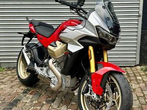 MOTO GUZZI V100 MANDELLO S E5+ ROSSO LAVA RED IN STOCK