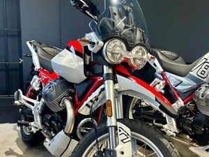 MOTO GUZZI V85TT E5+ ROSSO FUJI 2025