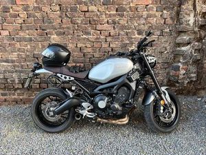 MOTORRAD YAMAHA XSR900