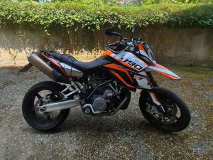 KTM 990 SUPERMOTO