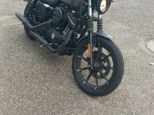 IRON 883