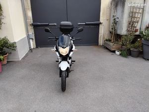 125 CBF HONDA A VENDRE