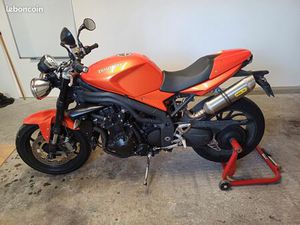 TRIUMPH SPEED TRIPLE 2008