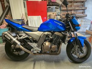 KAWASAKI Z750