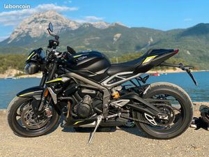 TRIUMPH STREET TRIPLE RS 765
