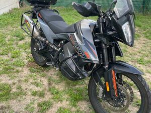 KTM ADVENTURE 890