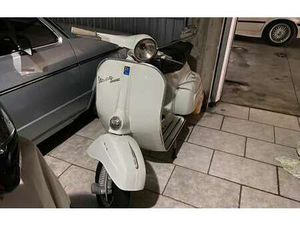 PIAGGIO VESPA SUPER 125 VERDE