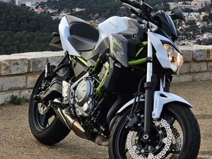 KAWASAKI Z650