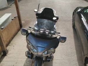 A VENDRE GOLDWING 1800