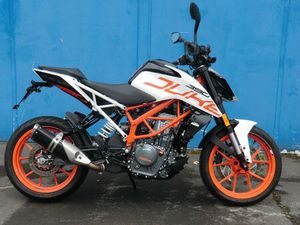 KTM DUKE 390