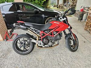DUCATI HYPERMOTARD 1100 EVO ROSSO